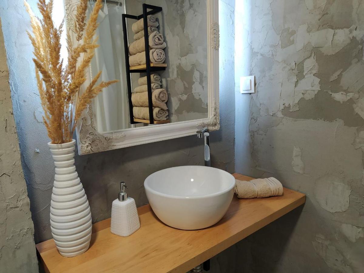 Elyon Apartment 1 オフリド エクステリア 写真